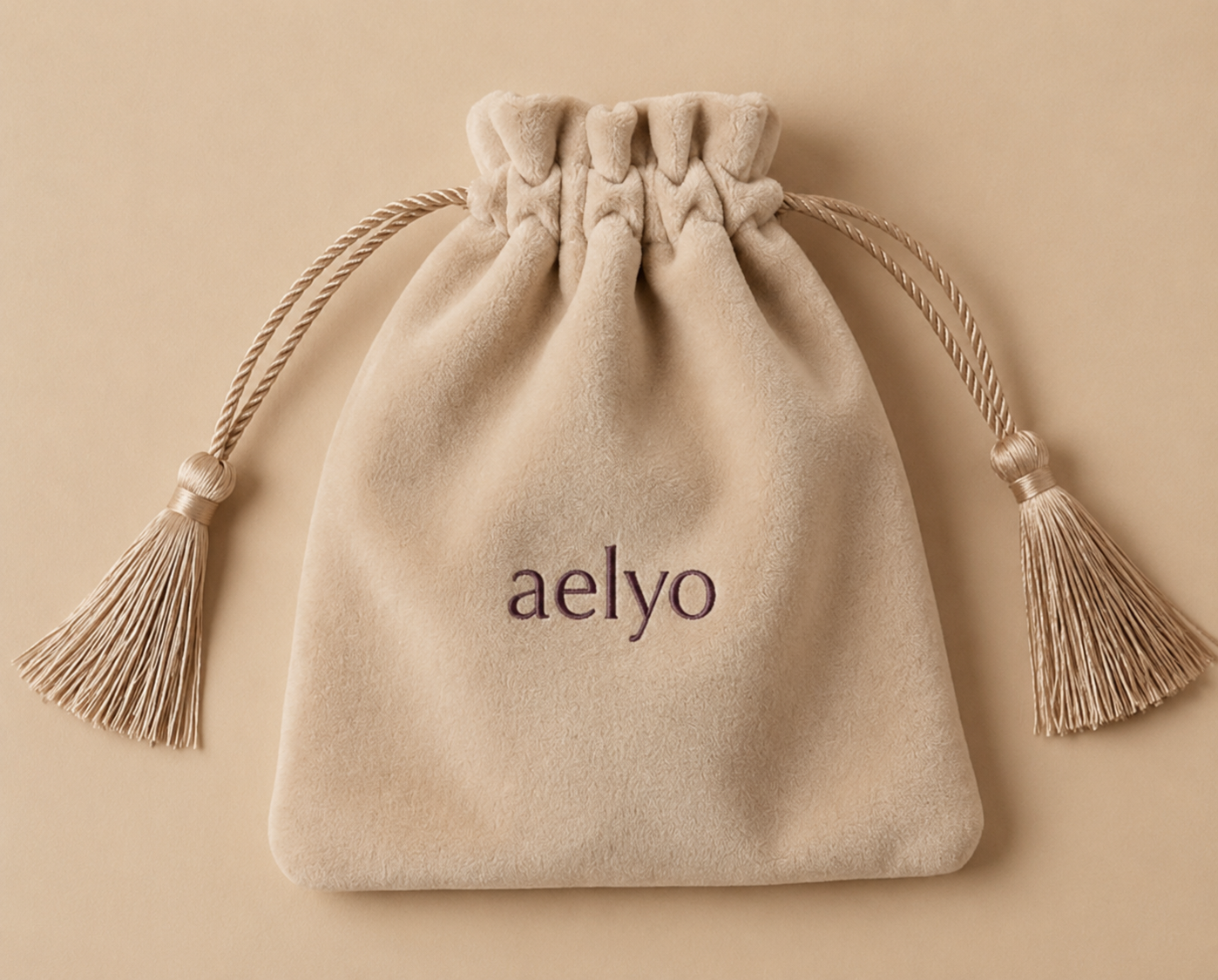 Pochette in velluto Aelyo